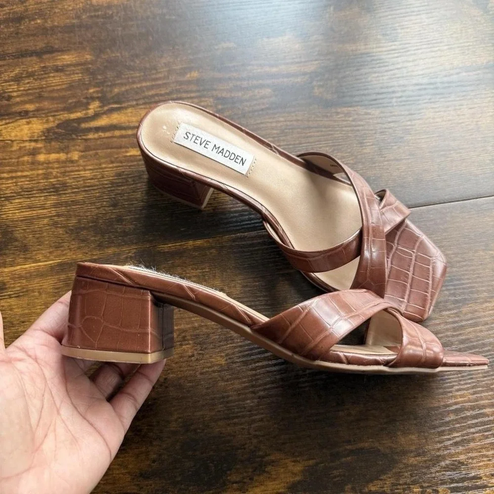 Steve Madden Women's Size 6 Brown Croc Embossed Slide Sandals Block Heel